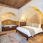 Arien Cave Hotel