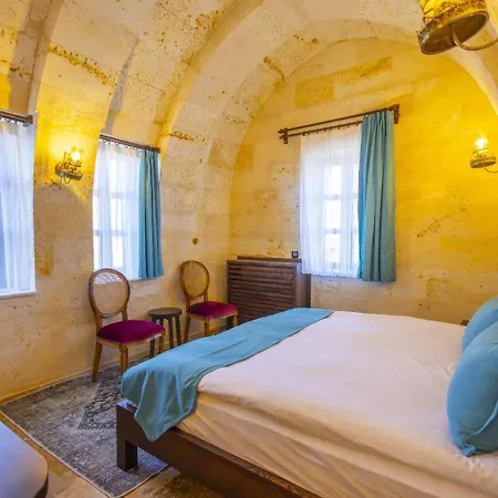 Hotel Arien Cave 4*
