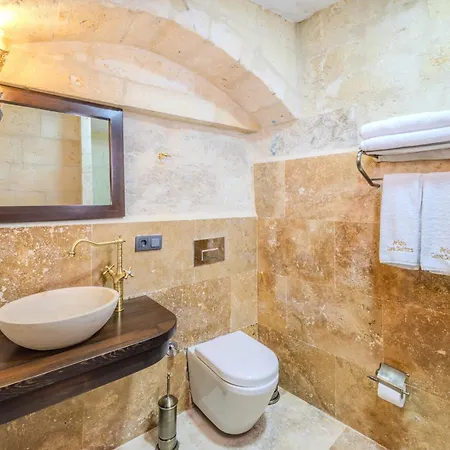 Arien Cave Hotel 4*